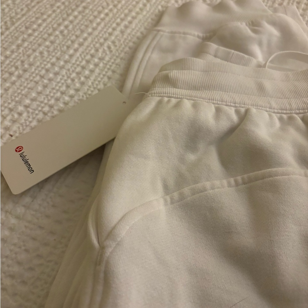 Lululemon White Jogger Pants - Picture 4 of 5